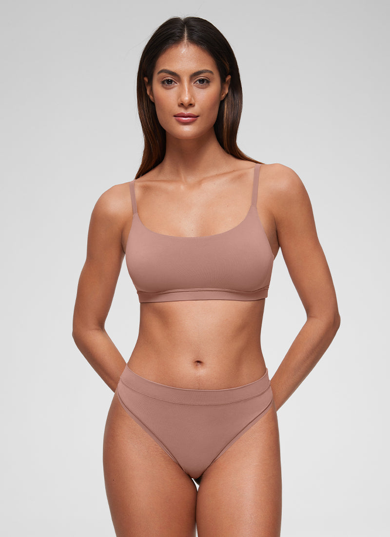 Softhold Double Lined Scoop Neck Bralettes Adjustable